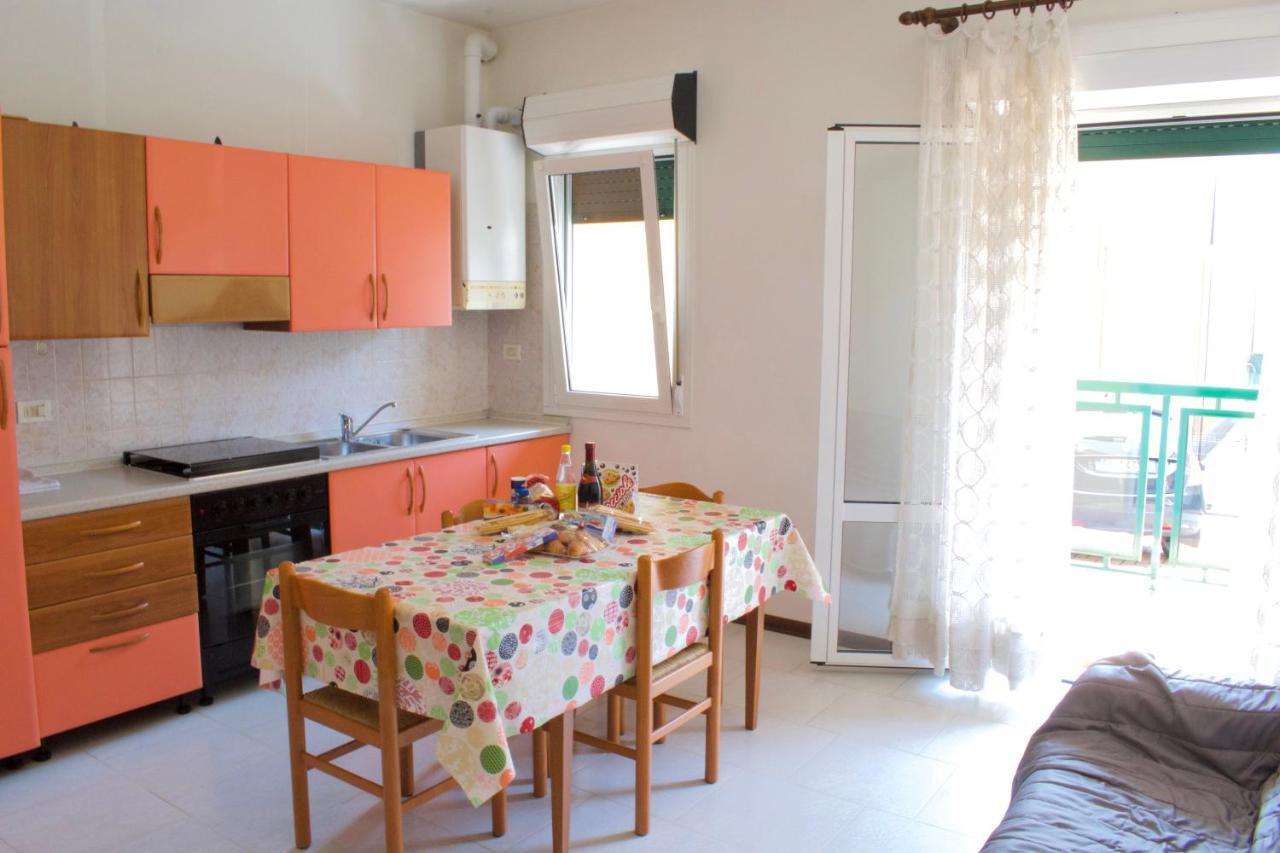 לידו די ג'סולו App4Rent - Villa Mimosa - Family Apartment מראה חיצוני תמונה