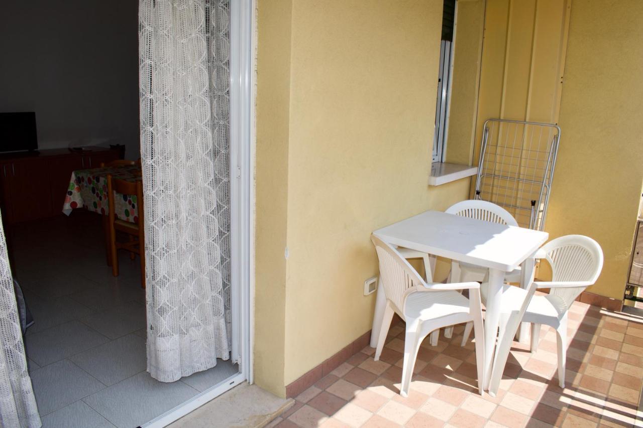 לידו די ג'סולו App4Rent - Villa Mimosa - Family Apartment מראה חיצוני תמונה
